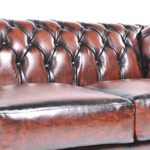 Original Chesterfield Sofa - 2 Sitzer - Vollständig Handgewaschenes Leder - Antik Braun